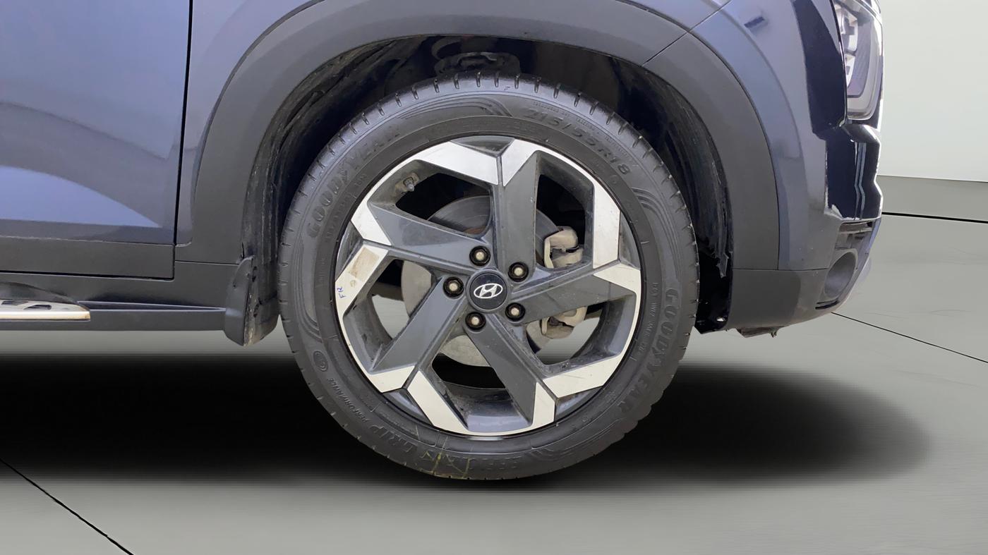 2022 Hyundai ALCAZAR PLATINUM(O) 6STR 1.5 AT, Diesel, Automatic, 78,426 km, Right Front Wheel