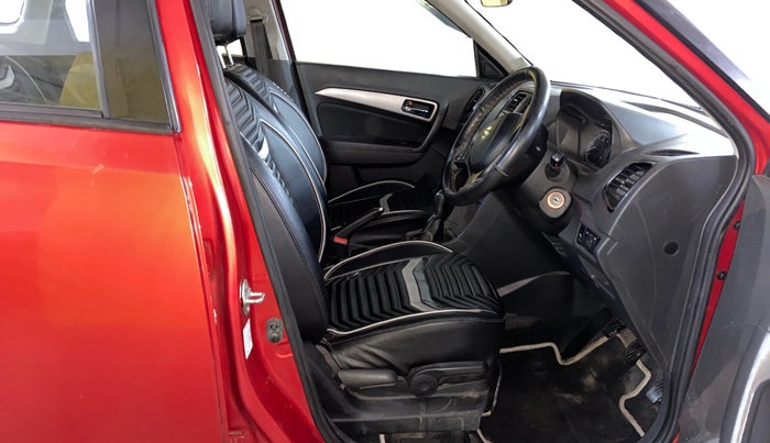 2017 Maruti Vitara Brezza ZDI, Diesel, Manual, 39,583 km, Right Side Front Door Cabin