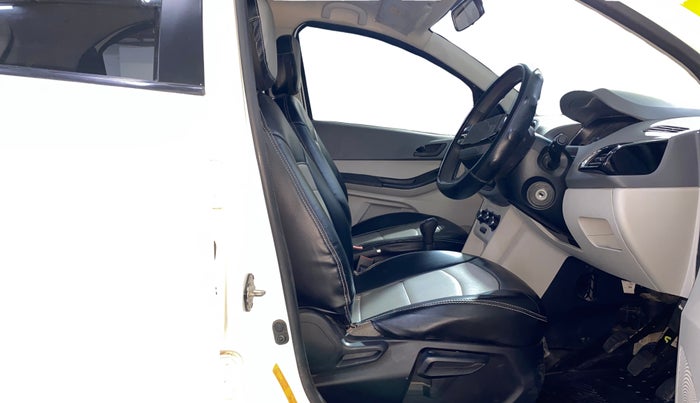 2025 Tata Tiago XZ PLUS CNG DUAL TONE, CNG, Manual, 16,412 km, Right Side Front Door Cabin