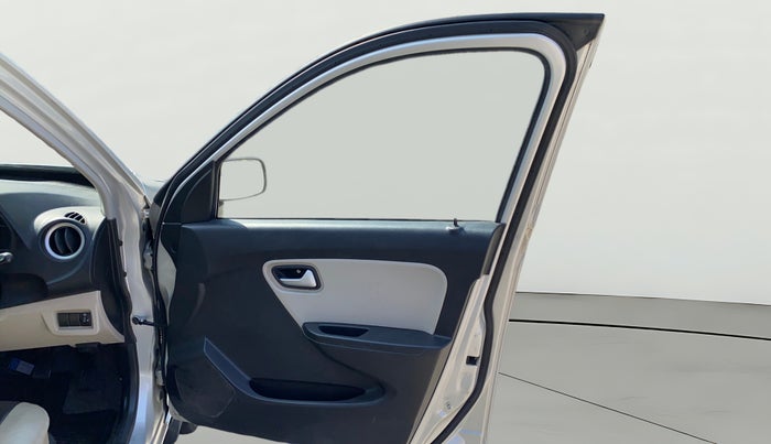 2019 Maruti Alto LXI, Petrol, Manual, 32,960 km, RHS Front Door