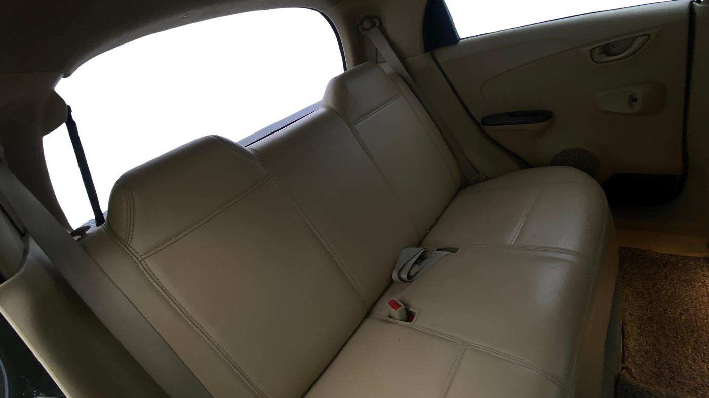 2013 Honda Brio S MT, Petrol, Manual, 1,26,760 km, Right Side Rear Door Cabin