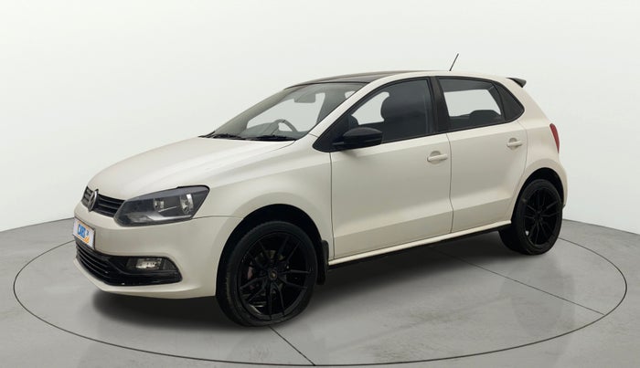 2016 Volkswagen Polo COMFORTLINE 1.2L, Petrol, Manual, 1,00,255 km, Left Front Diagonal