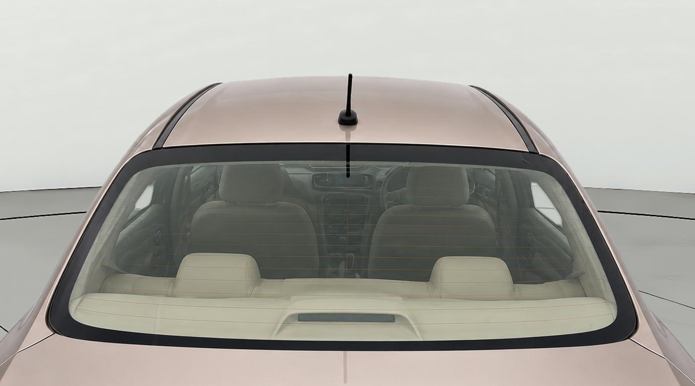 2018 Maruti Dzire LXI, Petrol, Manual, 61,718 km, Rear Windshield