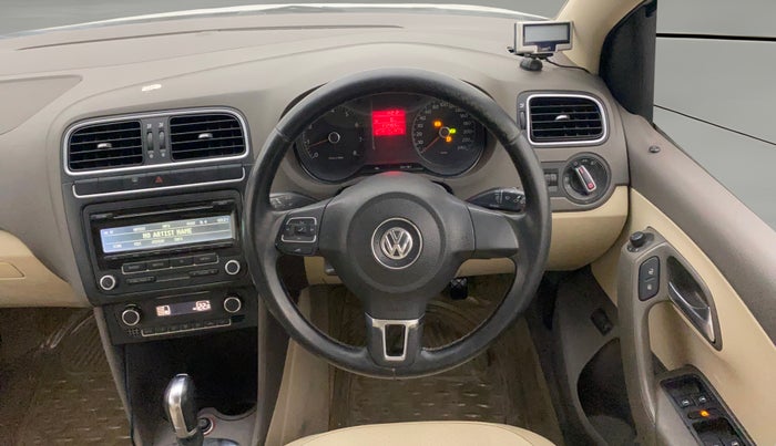 2012 Volkswagen Vento HIGHLINE PETROL AT, Petrol, Automatic, 1,12,420 km, Steering Wheel Close Up