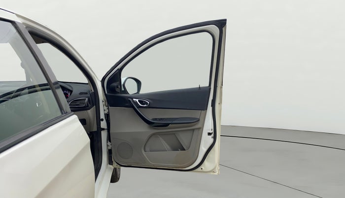 2019 Tata Tiago XZ PLUS PETROL, Petrol, Manual, 73,510 km, RHS Front Door