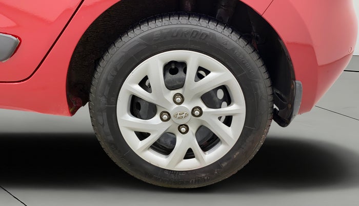 2017 Hyundai Grand i10 SPORTZ (O) 1.2 KAPPA VTVT, Petrol, Manual, 78,430 km, Left Rear Wheel