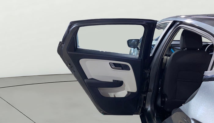 2023 Tata ALTROZ XZ PETROL, Petrol, Manual, 2,818 km, LHS Rear Door