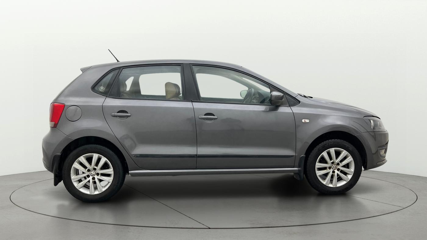 2013 Volkswagen Polo HIGHLINE DIESEL, Diesel, Manual, 1,02,202 km, Right Side View