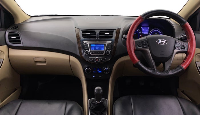 2015 Hyundai Verna FLUIDIC 4S 1.6 VTVT S, Petrol, Manual, 38,304 km, Dashboard