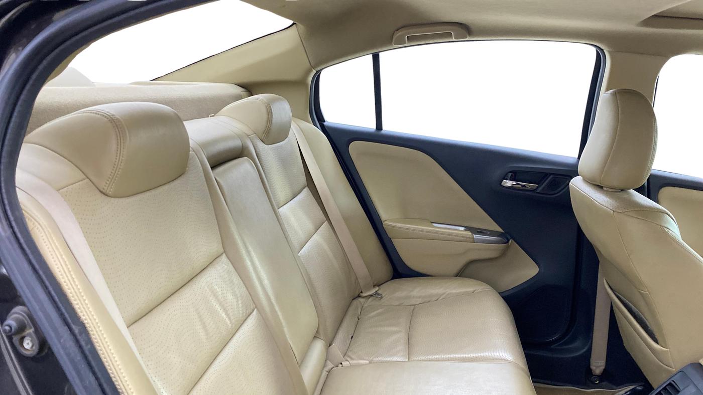 2015 Honda City 1.5L I-VTEC VX (O) MT, Petrol, Manual, 50,370 km, Right Side Rear Door Cabin