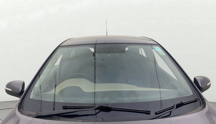 2018 Hyundai Elite i20 SPORTZ 1.2, Petrol, Manual, 1,06,107 km, Front Windshield