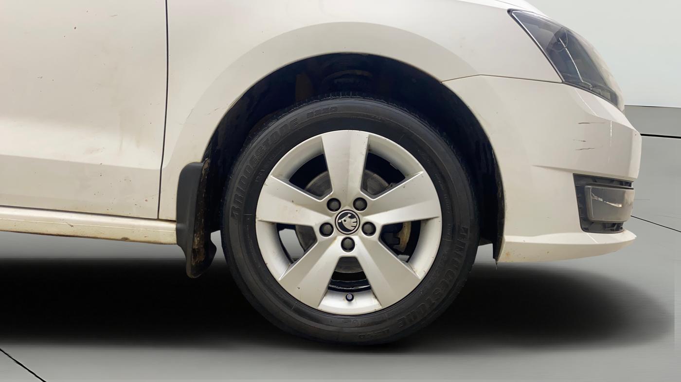 2020 Skoda Rapid AMBITION 1.5 TDI, Diesel, Manual, 70,055 km, Right Front Wheel