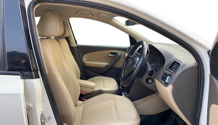 2020 Volkswagen Vento HIGHLINE 1.0L TSI AT, Petrol, Automatic, 93,038 km, Right Side Front Door Cabin