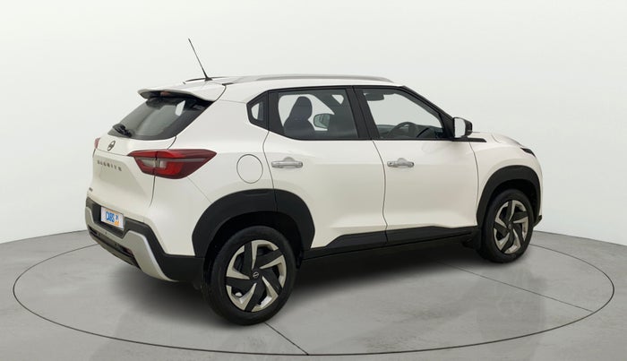 2021 Nissan MAGNITE XL TURBO CVT, Petrol, Automatic, 15,743 km, Right Back Diagonal