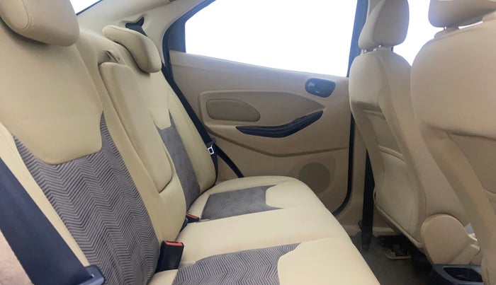 2016 Ford Figo Aspire TITANIUM 1.2 PETROL, Petrol, Manual, 43,432 km, Right Side Rear Door Cabin