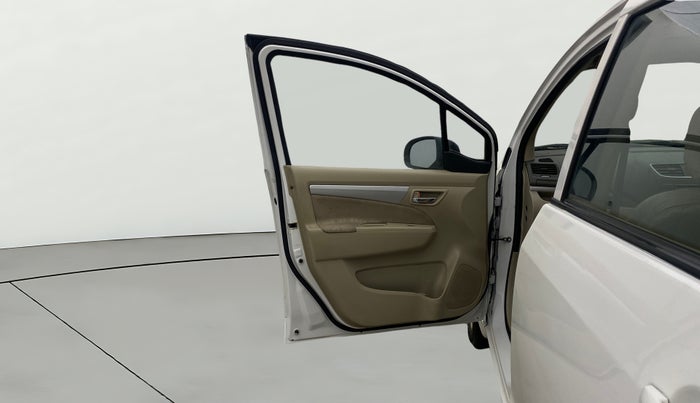 2014 Maruti Ertiga VXI, Petrol, Manual, 1,05,538 km, LHS Front Door