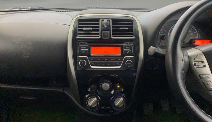 2017 Nissan Micra Active XV, Petrol, Manual, 40,735 km, Air Conditioner