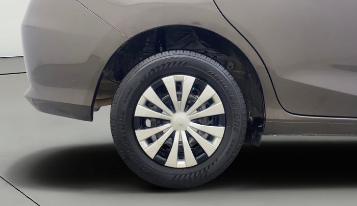 2018 Honda Amaze 1.2L I-VTEC S, Petrol, Manual, 1,02,018 km, Right Rear Wheel