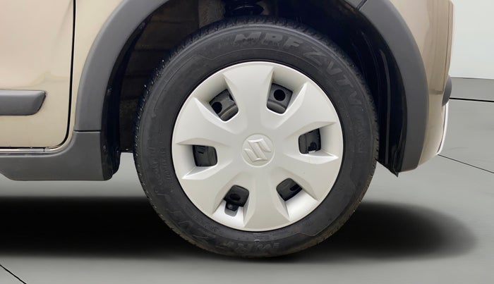 2024 Maruti New Wagon-R VXI 1.0 AMT, Petrol, Automatic, 2,551 km, Right Front Wheel