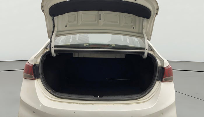 2019 Hyundai Verna 1.6 VTVT SX, Petrol, Manual, 57,949 km, Boot Open Zoomed View