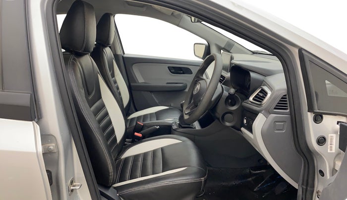 2020 Tata ALTROZ XT PETROL, Petrol, Manual, 28,199 km, Right Side Front Door Cabin