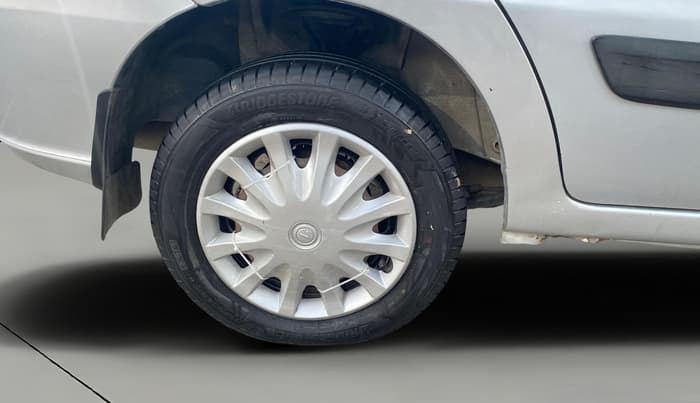 2016 Tata Indigo ECS LX TDI, Diesel, Manual, 1,28,146 km, Right Rear Wheel