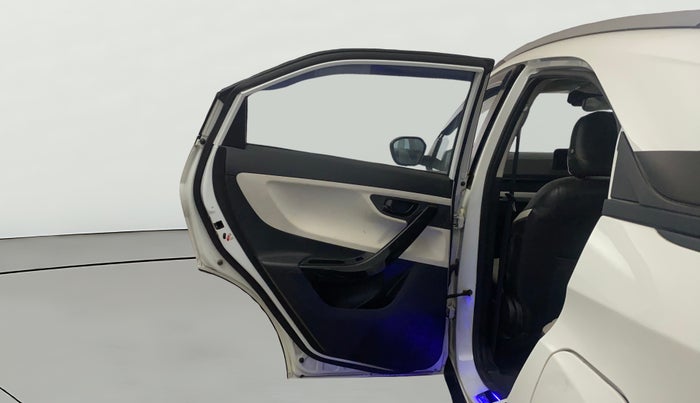 2023 Tata NEXON PURE SUNROOF 1.2 PETROL, Petrol, Manual, 27,227 km, LHS Rear Door