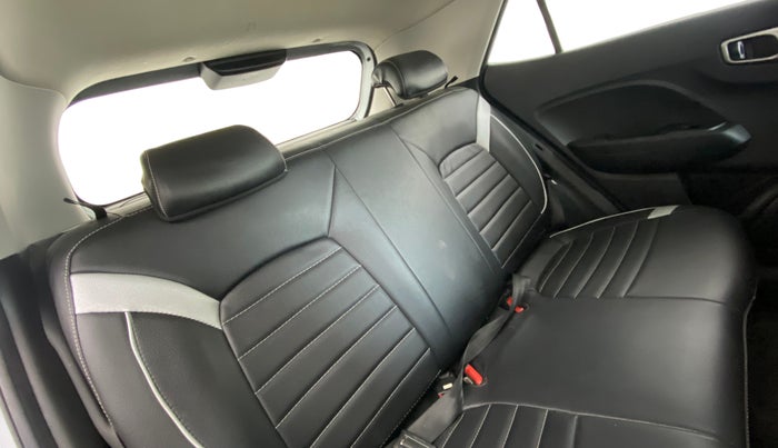 2019 Hyundai VENUE SX PLUS 1.0 TURBO DCT, Petrol, Automatic, 64,745 km, Right Side Rear Door Cabin