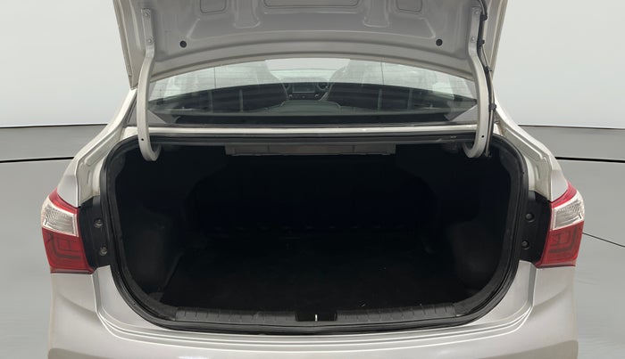 2017 Hyundai Xcent SX 1.2, Petrol, Manual, 38,127 km, Boot Open Zoomed View