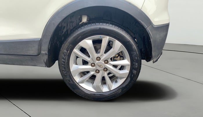 2019 Mahindra XUV300 W8 1.5 DIESEL, Diesel, Manual, 1,33,882 km, Left Rear Wheel