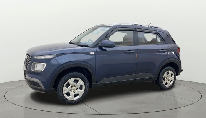 2020 Hyundai VENUE S 1.2, Petrol, Manual, 35,547 km, Left Front Diagonal