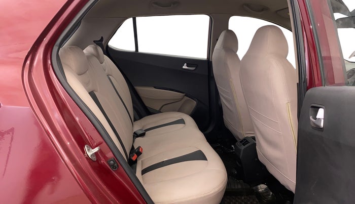 2016 Hyundai Grand i10 SPORTZ 1.2 KAPPA VTVT, Petrol, Manual, 70,780 km, Right Side Rear Door Cabin