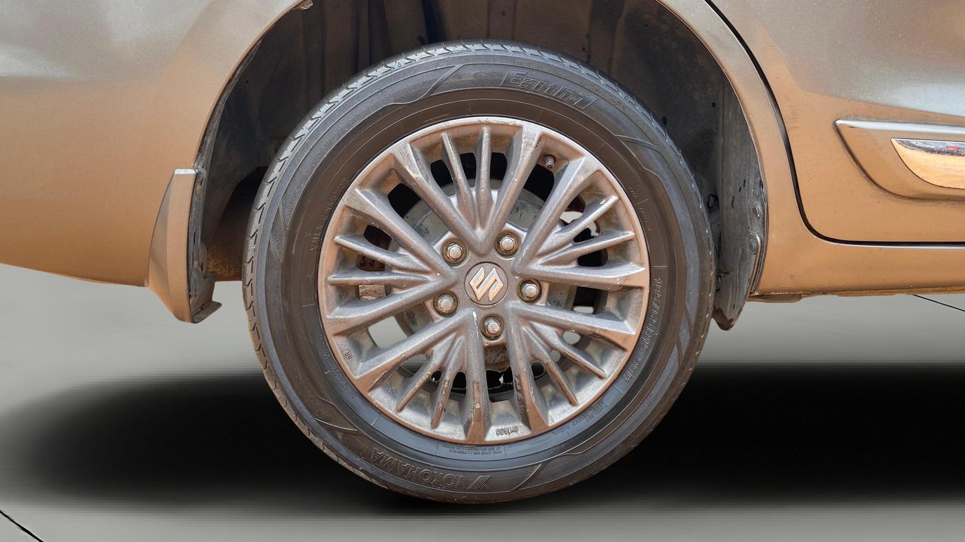 2020 Maruti Ertiga ZXI SHVS, Petrol, Manual, 97,754 km, Right Rear Wheel