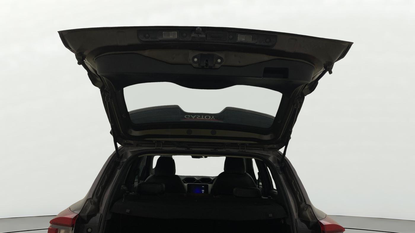 2022 Nissan MAGNITE XV TURBO CVT, Petrol, Automatic, 45,745 km, Boot Door Open
