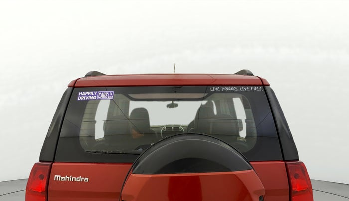 2017 Mahindra TUV300 T8 AMT, Diesel, Automatic, 1,35,545 km, Rear Windshield