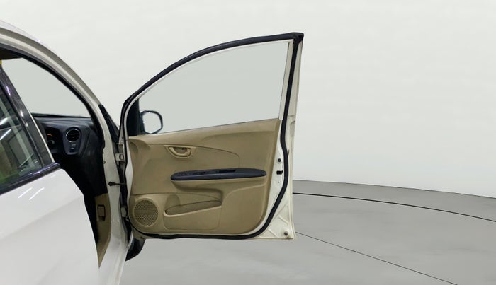 2014 Honda Amaze 1.2L I-VTEC S, Petrol, Manual, 58,085 km, RHS Front Door