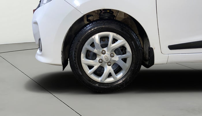 2018 Hyundai Grand i10 SPORTZ 1.2 KAPPA VTVT, Petrol, Manual, 96,033 km, Left Front Wheel