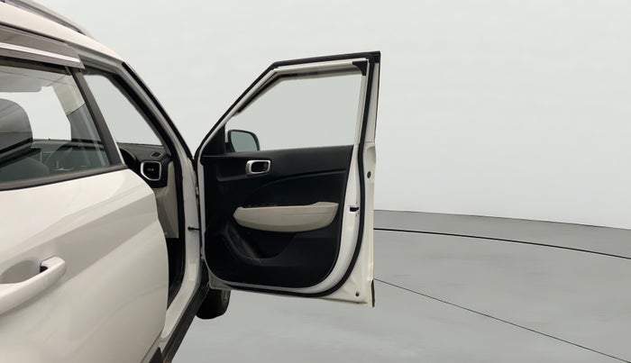 2024 Hyundai VENUE S (O) 1.0 Turbo Petrol DCT, Petrol, Automatic, 15,043 km, RHS Front Door