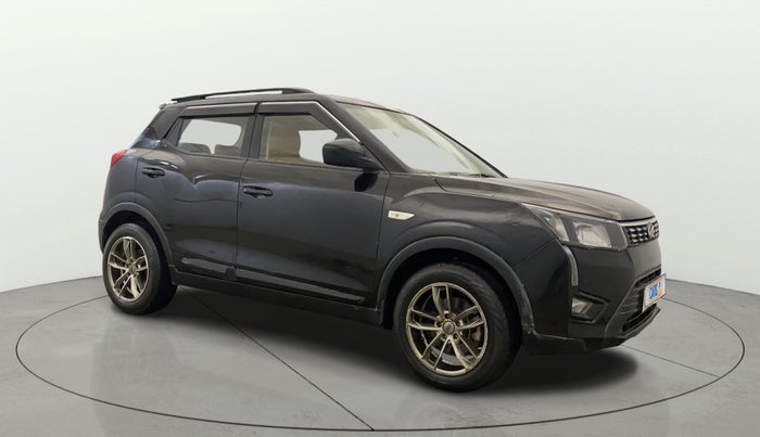 2021 Mahindra XUV300 W6 1.2 PETROL, Petrol, Manual, 31,207 km, SRP