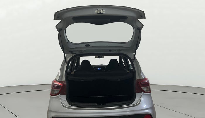 2018 Hyundai Grand i10 MAGNA 1.2 KAPPA VTVT, Petrol, Manual, 27,411 km, Boot Door Open