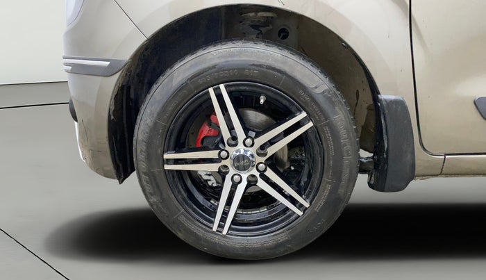 2024 Maruti New Wagon-R VXI CNG 1.0, CNG, Manual, 59,943 km, Left Front Wheel