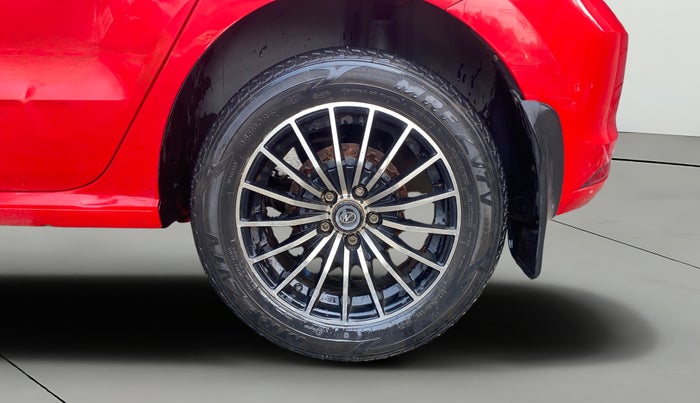 2017 Volkswagen Polo HIGHLINE1.2L, Petrol, Manual, 39,478 km, Left Rear Wheel