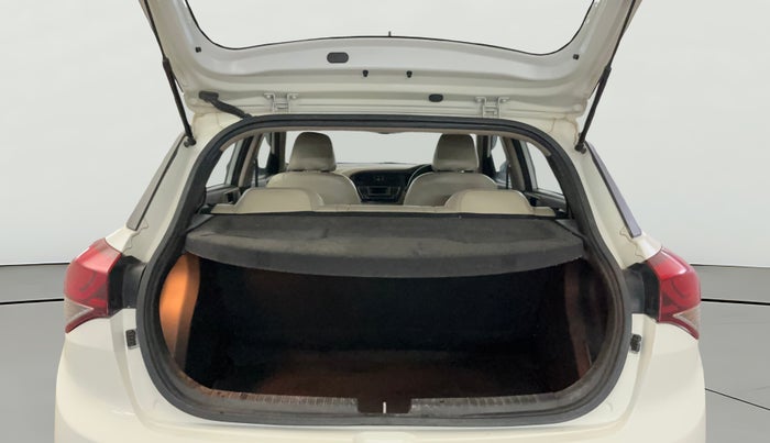 2015 Hyundai Elite i20 SPORTZ 1.2, Petrol, Manual, 54,437 km, Boot Open Zoomed View