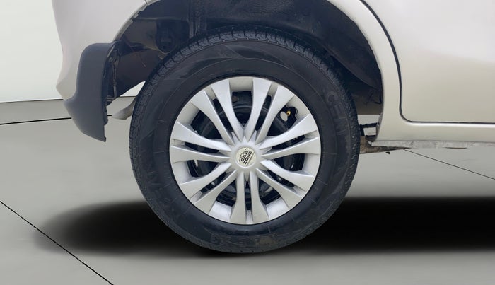 2020 Maruti Alto LXI CNG, CNG, Manual, 75,230 km, Right Rear Wheel