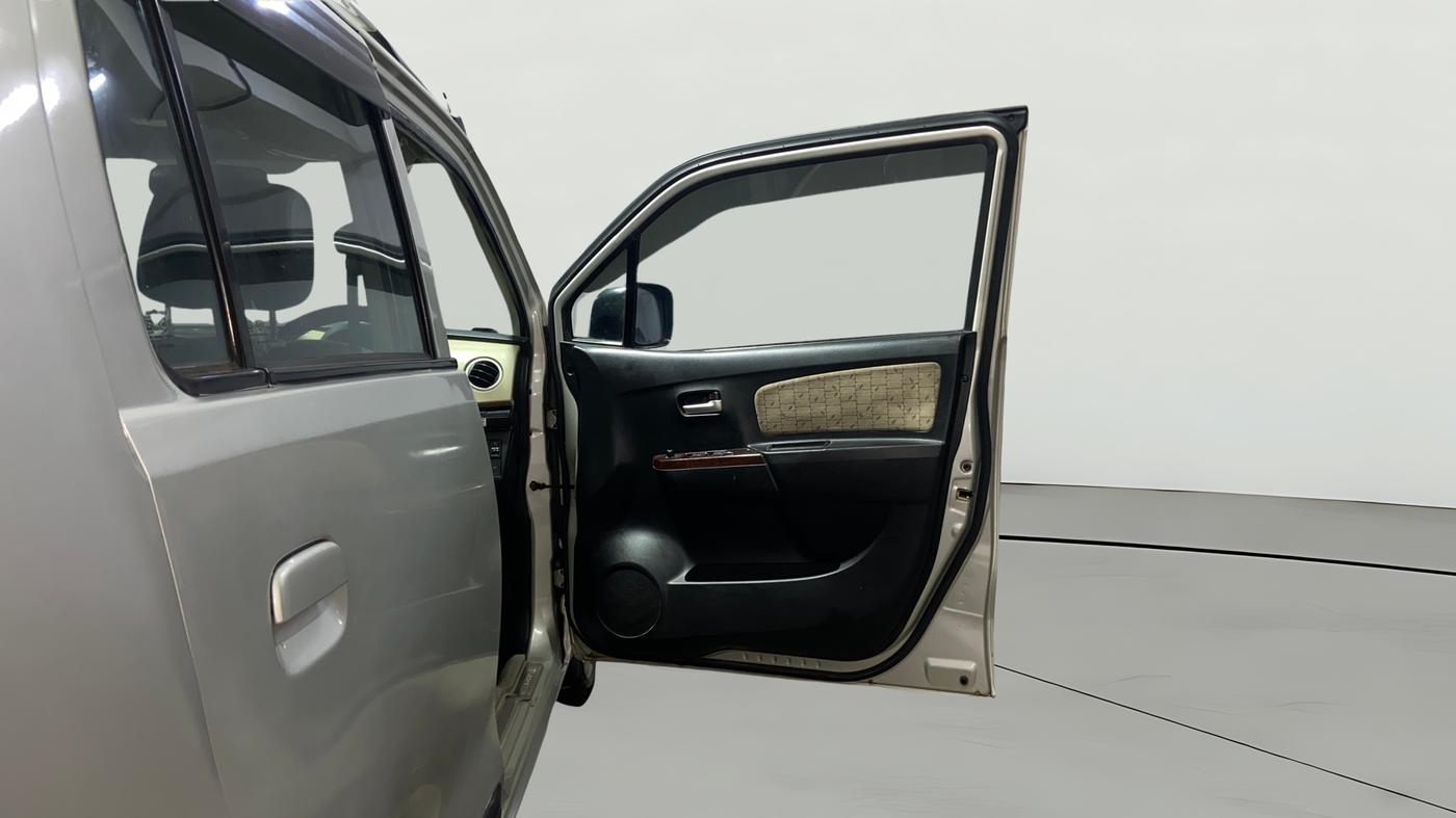 2018 Maruti Wagon R 1.0 VXI, Petrol, Manual, 38,213 km, RHS Front Door