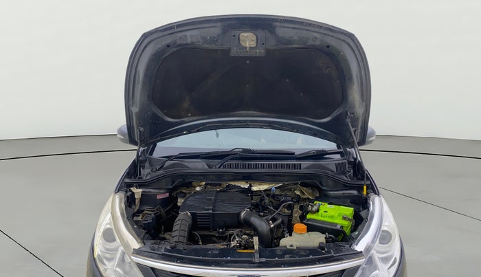 2015 Tata Zest XMS PETROL, Petrol, Manual, 1,27,331 km, Open Bonet