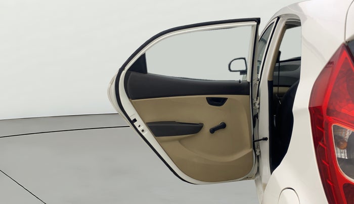 2014 Hyundai Eon ERA +, Petrol, Manual, 29,859 km, LHS Rear Door