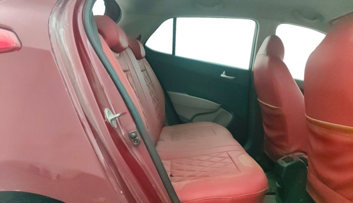 2015 Hyundai Grand i10 ASTA AT 1.2 KAPPA VTVT, Petrol, Automatic, 1,45,877 km, Right Side Rear Door Cabin