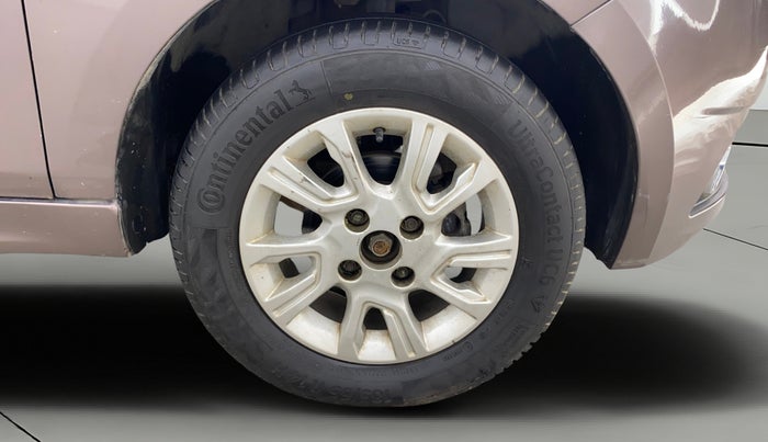 2016 Tata Tiago XZ PETROL, Petrol, Manual, 37,712 km, Right Front Wheel