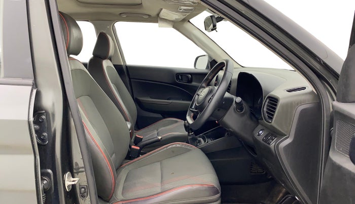 2020 Hyundai VENUE SX 1.0 (O) TURBO IMT, Petrol, Manual, 21,853 km, Right Side Front Door Cabin